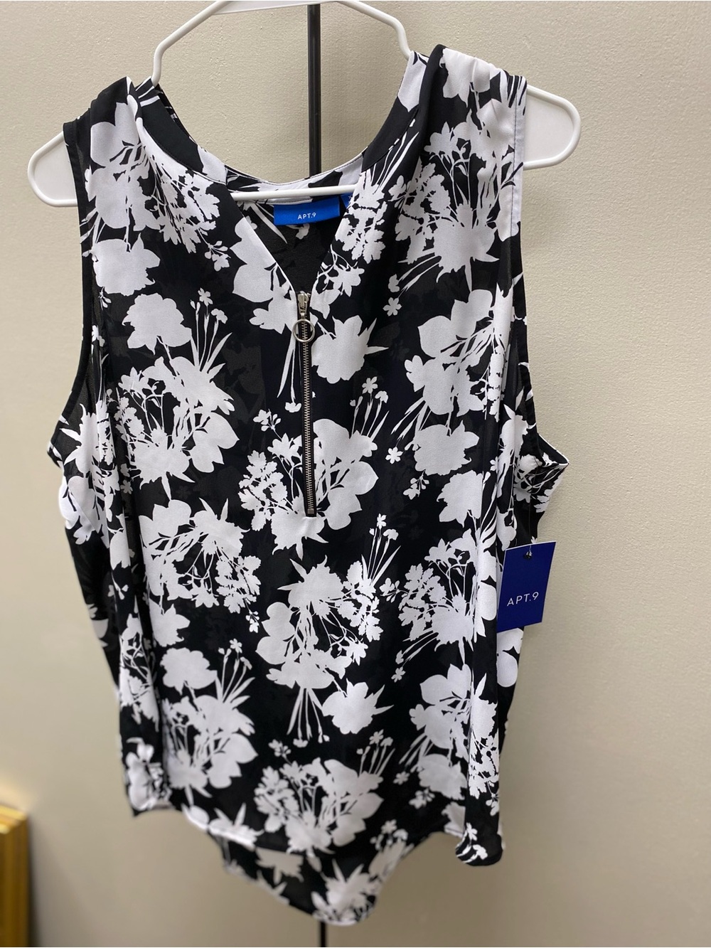 APT. 9 Floral Zip Front Blouse in Black & White XXL NWT